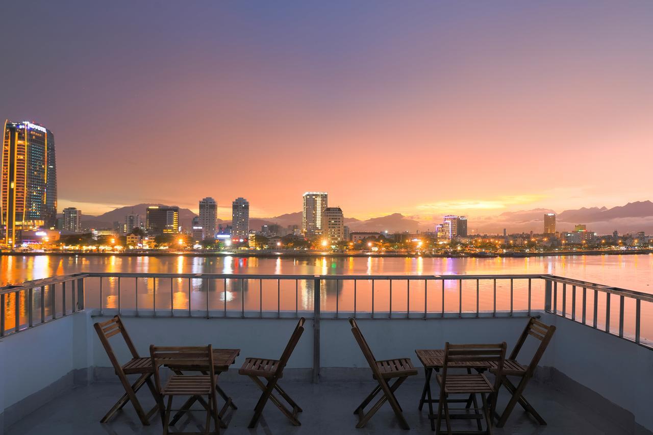 Vitalis Riverside Hotel Đà Nẵng Kültér fotó