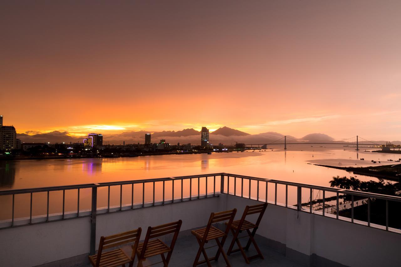 Vitalis Riverside Hotel Đà Nẵng Kültér fotó